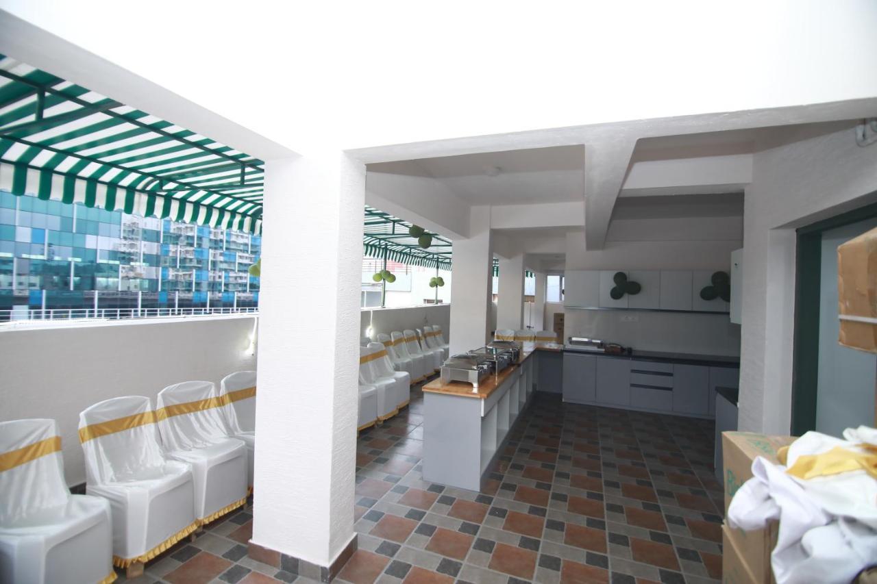 Hotel Royal Blooms Bengaluru Kültér fotó